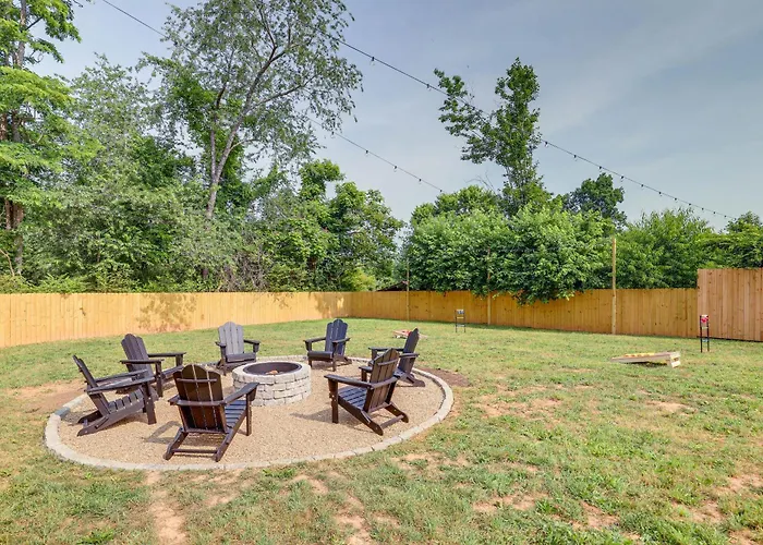 Pet-Friendly Asheville Vacation Rental With Fire Pit